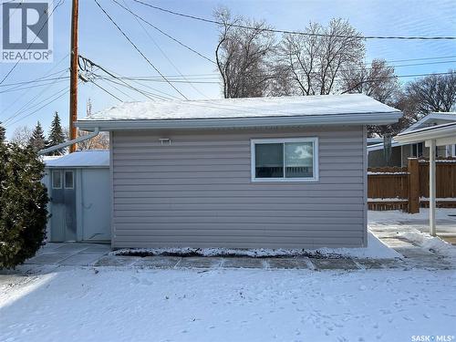 1187 Currie Crescent, Moose Jaw, SK - Outdoor