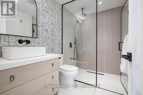 5389 Kindos Street, Burlington, ON - Indoor Photo Showing Bathroom