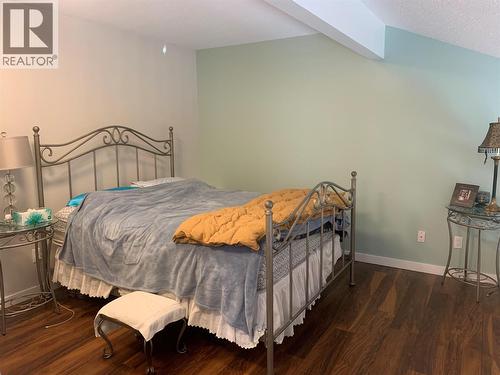 Loft bedroom when owner was living there - 3155 Gordon Drive Unit# 407, Kelowna, BC - Indoor Photo Showing Bedroom