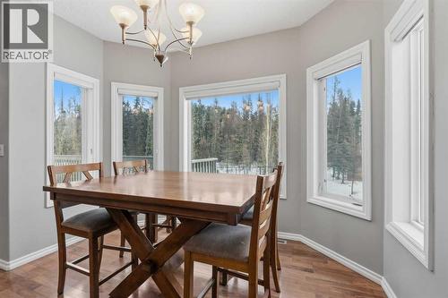 26 Park Point, Whitecourt, AB - Indoor Photo Showing Dining Room