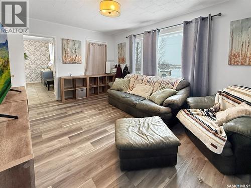 Rm Of Coulee Acreage, Coulee Rm No. 136, SK - Indoor Photo Showing Living Room
