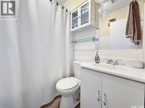 Rm Of Coulee Acreage, Coulee Rm No. 136, SK - Indoor Photo Showing Bathroom