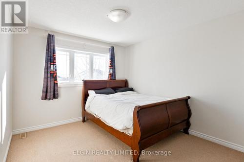 18 Peach Tree Boulevard, St. Thomas, ON - Indoor Photo Showing Bedroom