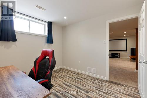 18 Peach Tree Boulevard, St. Thomas, ON - Indoor