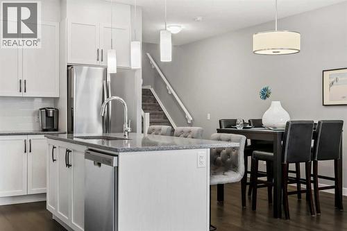3 Sage Bluff Heights Nw, Calgary, AB - Indoor Photo Showing Kitchen With Upgraded Kitchen