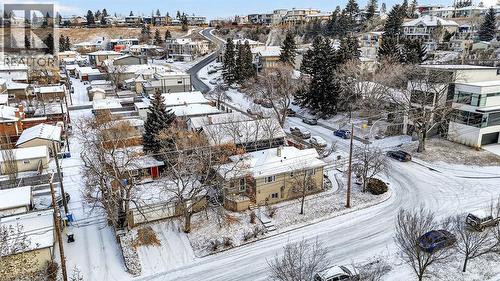 101 12A Street Ne, Calgary, AB - Outdoor