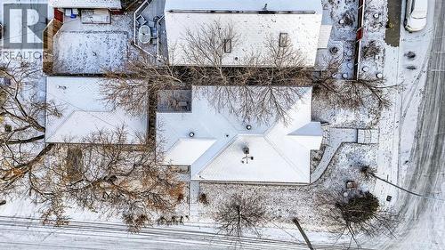 101 12A Street Ne, Calgary, AB - Outdoor