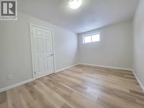 1934 8 Avenue, Wainwright, AB - Indoor Photo Showing Other Room