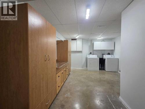 1934 8 Avenue, Wainwright, AB - Indoor Photo Showing Laundry Room