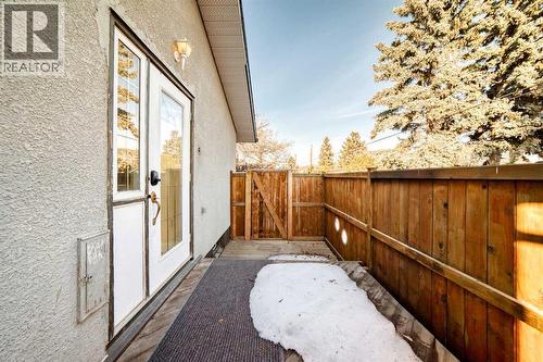 2831 63 Avenue Sw, Calgary, AB - Outdoor With Exterior