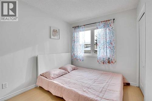 143 Millview Court Sw, Calgary, AB - Indoor Photo Showing Bedroom