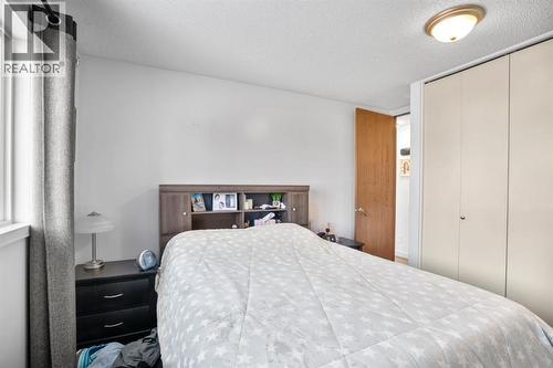 43 Applewood Drive Se, Calgary, AB - Indoor Photo Showing Bedroom
