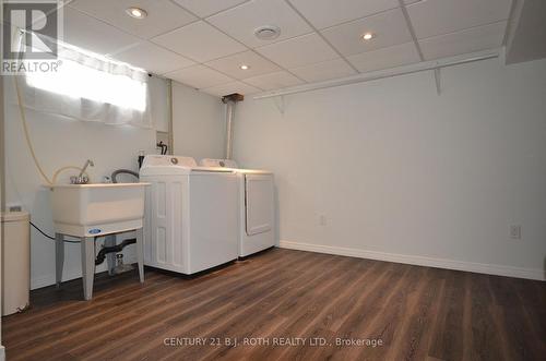 203 Summerhill Avenue, Hamilton, ON - Indoor Photo Showing Laundry Room