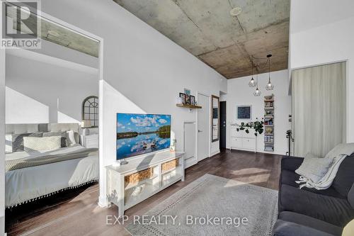 804 - 1238 Dundas St Street E, Toronto (South Riverdale), ON - Indoor Photo Showing Other Room