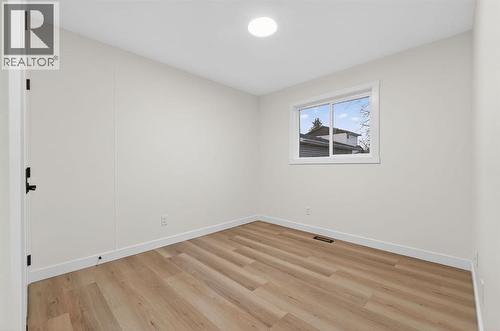 420 Pinegreen Close Ne, Calgary, AB - Indoor Photo Showing Other Room