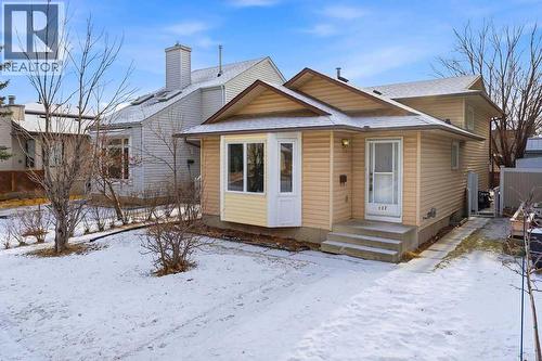 132 Riverglen Crescent Se, Calgary, AB - Outdoor