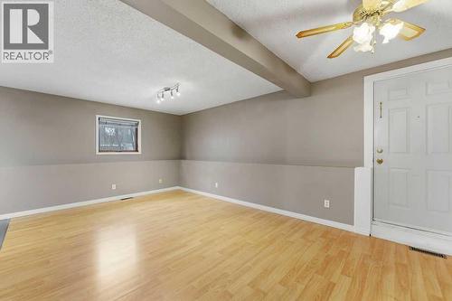 132 Riverglen Crescent Se, Calgary, AB - Indoor Photo Showing Other Room