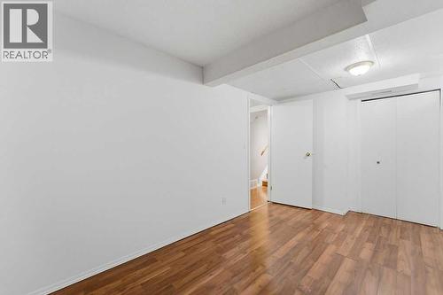 132 Riverglen Crescent Se, Calgary, AB - Indoor Photo Showing Other Room