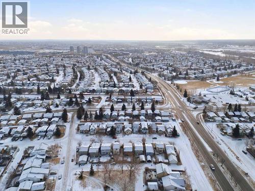 132 Riverglen Crescent Se, Calgary, AB - Outdoor With View