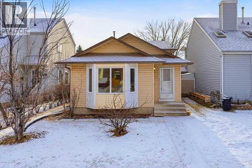 132 Riverglen Crescent SE  Calgary, AB T2C 3H5