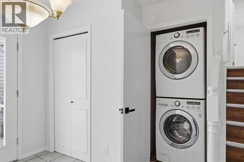 132 Riverglen Crescent Se, Calgary, AB - Indoor Photo Showing Laundry Room