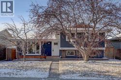 413 Albert Street SE  Airdrie, AB T4B 1L4