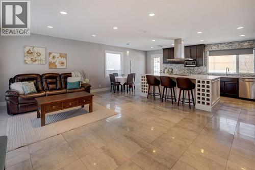 413 Albert Street Se, Airdrie, AB - Indoor