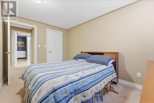 159 Willowlanding Court, Welland (N. Welland), ON - Indoor Photo Showing Bedroom