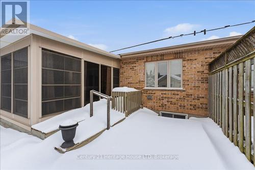 159 Willowlanding Court, Welland (N. Welland), ON - Outdoor With Exterior