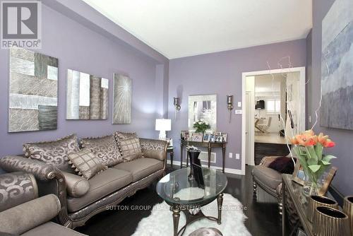 20 - 41 Martinworth Lane, Ajax, ON - Indoor Photo Showing Living Room
