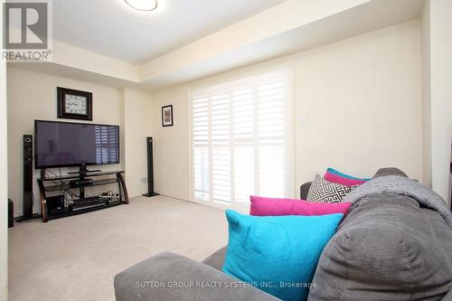 20 - 41 Martinworth Lane, Ajax, ON - Indoor