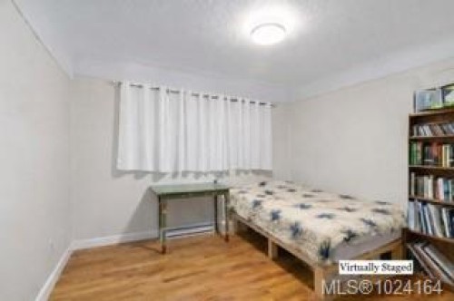 1957 Granite St, Victoria, BC 