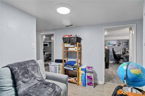 1957 Granite St, Victoria, BC 