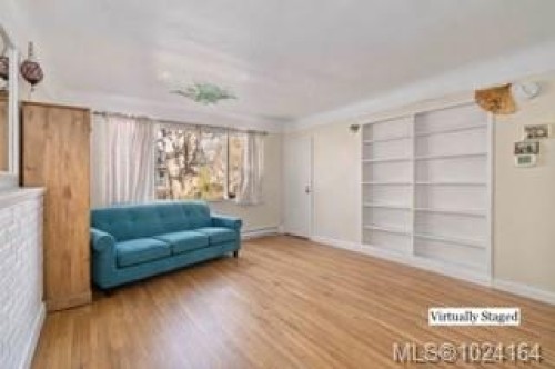 1957 Granite St, Victoria, BC 