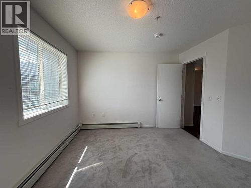 3419, 4641 128 Avenue Ne, Calgary, AB - Indoor Photo Showing Other Room