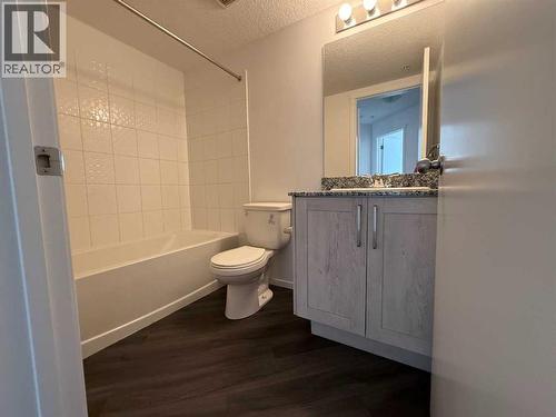 3419, 4641 128 Avenue Ne, Calgary, AB - Indoor Photo Showing Bathroom