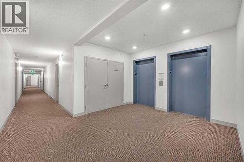 3419, 4641 128 Avenue Ne, Calgary, AB - Indoor Photo Showing Other Room