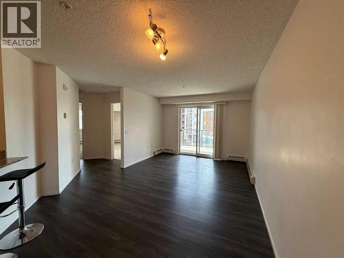 3419, 4641 128 Avenue Ne, Calgary, AB - Indoor Photo Showing Other Room