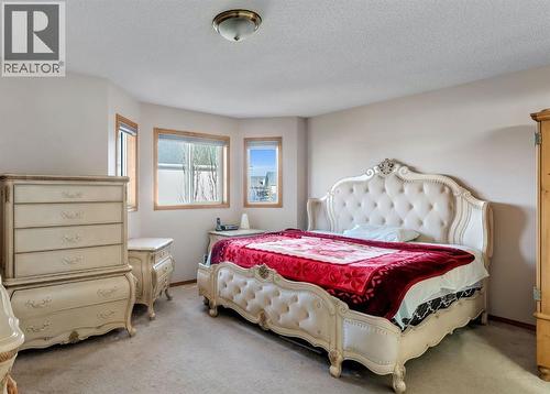 717 Coral Springs Boulevard Ne, Calgary, AB - Indoor Photo Showing Bedroom
