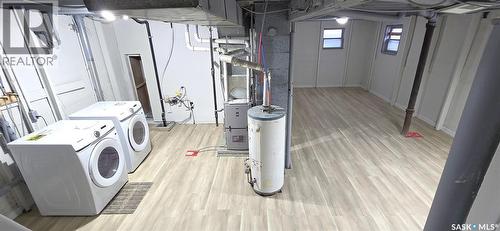 700 Montague Street, Regina, SK - Indoor Photo Showing Laundry Room