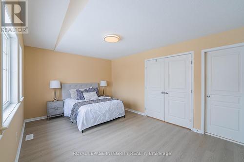 361 Celtic Ridge Crescent, Ottawa, ON - Indoor Photo Showing Bedroom