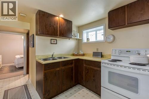 817 17 Avenue Se, Calgary, AB - Indoor Photo Showing Kitchen With Double Sink