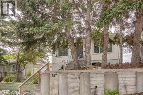 817 17 Avenue Se, Calgary, AB - Outdoor