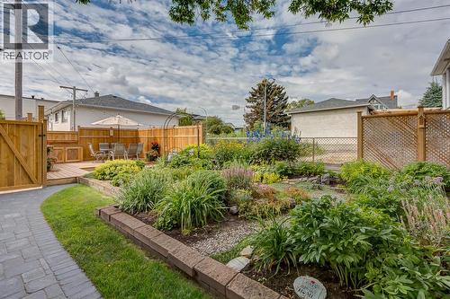 817 17 Avenue Se, Calgary, AB - Outdoor With Deck Patio Veranda