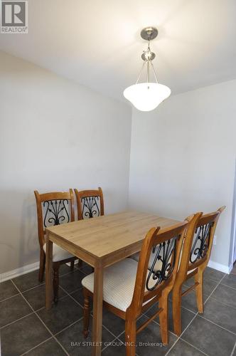 2266 Baronwood Drive, Oakville, ON - Indoor Photo Showing Dining Room