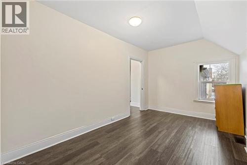 bedroom 2 - 244 N Wellington Street N, Hamilton, ON - Indoor Photo Showing Other Room