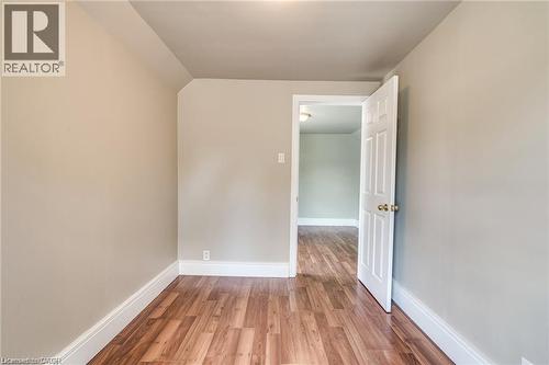244 N Wellington Street N, Hamilton, ON - Indoor Photo Showing Other Room