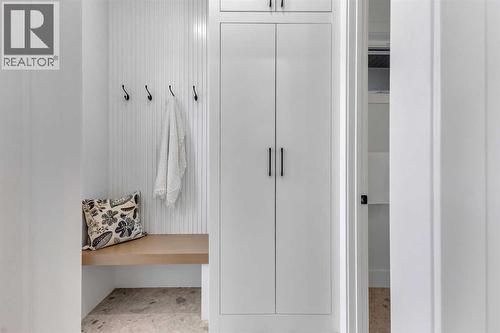 629 21 Avenue Nw, Calgary, AB - Indoor Photo Showing Other Room