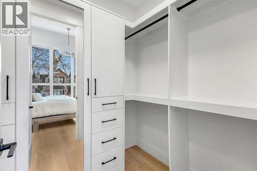 629 21 Avenue Nw, Calgary, AB - Indoor