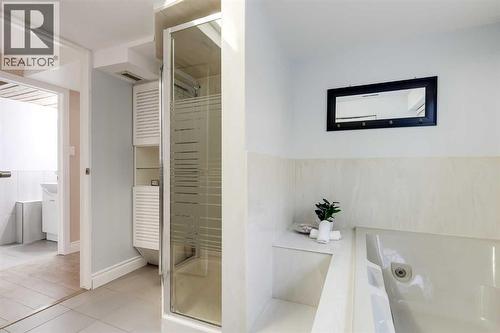 1205 Meadowbrook Drive Se, Airdrie, AB - Indoor Photo Showing Bathroom